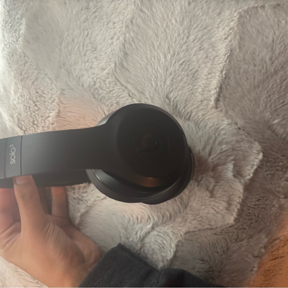 Beats solo Black Wireless